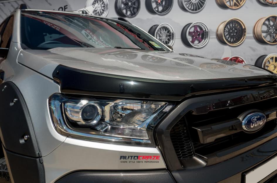FORD RANGER COUPLER BLACK MACHINED WITH DARK TINT